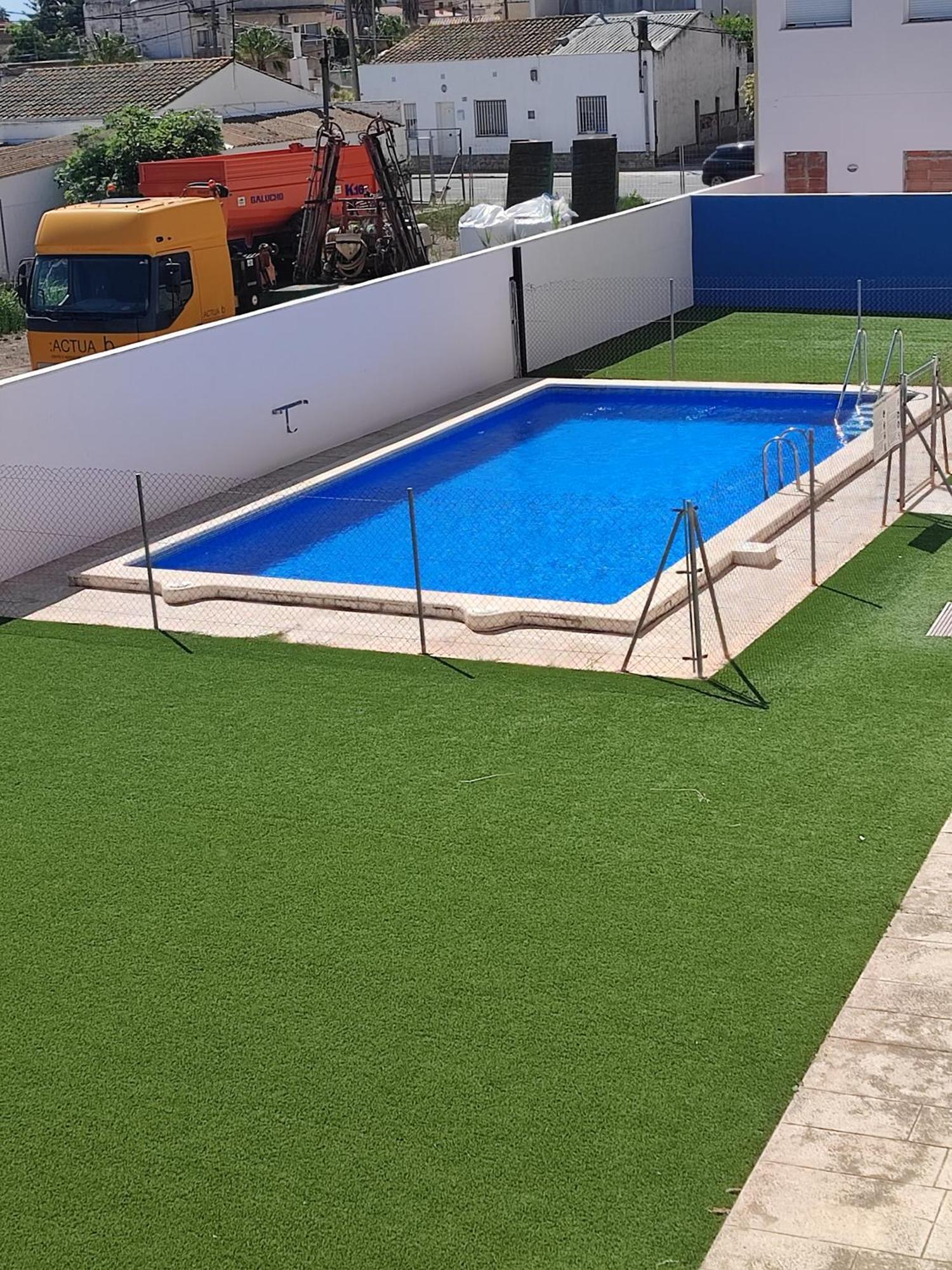 Nina'S Blue Pool & Beach デルテブレ エクステリア 写真